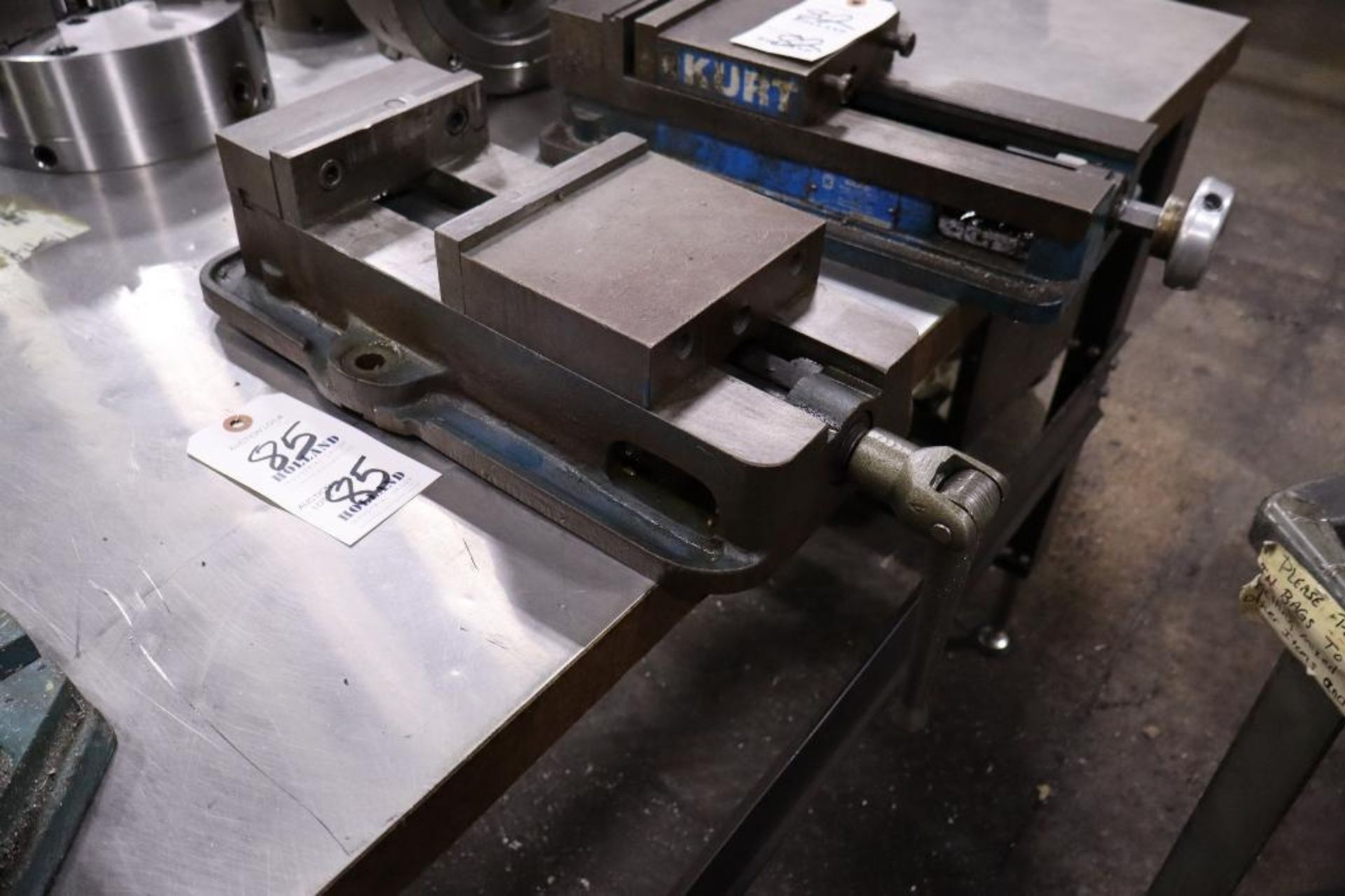 Kurt D675 6" Machine Vise