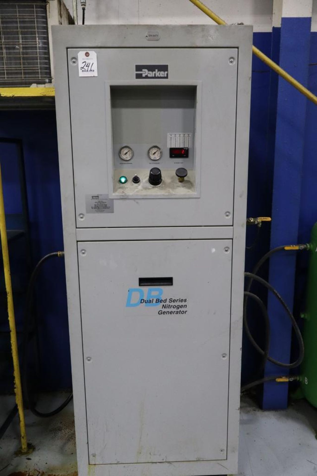Parker DB-5 PSA Dual Bed Series Nitrogen Generator S/N 6471 with Parker Surge Tank - Image 2 of 6