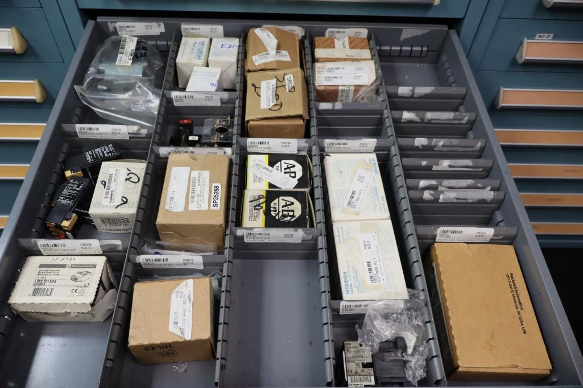 Contents of Cabinet to Include Electrical Relays, Contacts, Start/Stop Buttons - Image 4 of 8