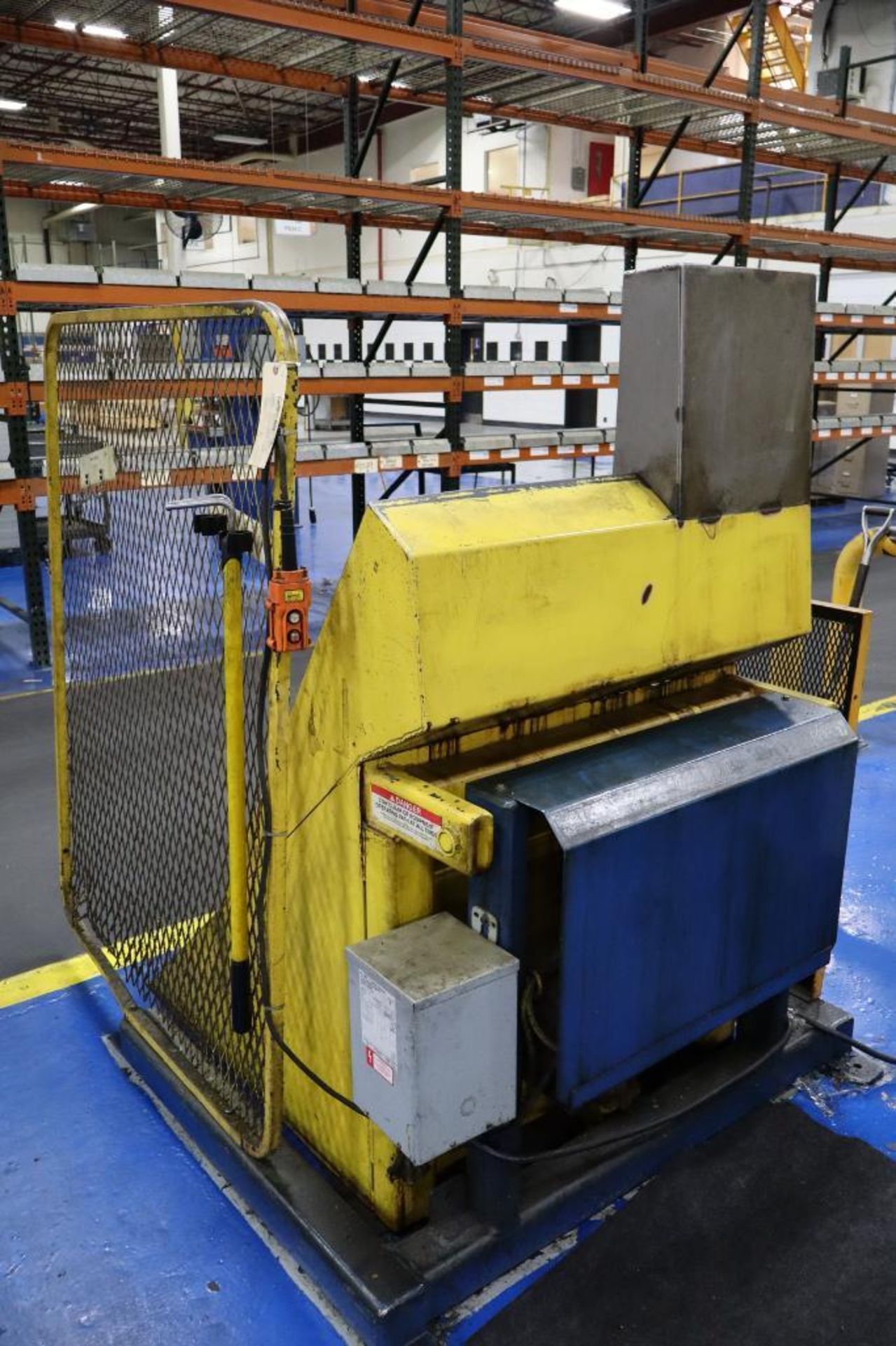 Pentalift 4,000 Lb. Capacity Tilt Table - Image 2 of 2