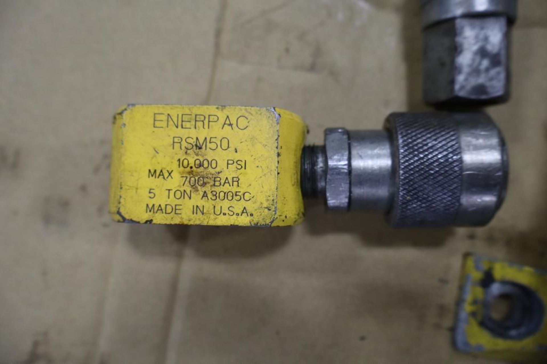 Enerpac Single speed Hydraulic Hand Pump with (2) Enerpac Rams - Image 2 of 2