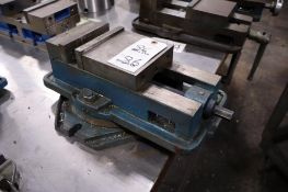 Kurt Machine Vise with Swivel Plate