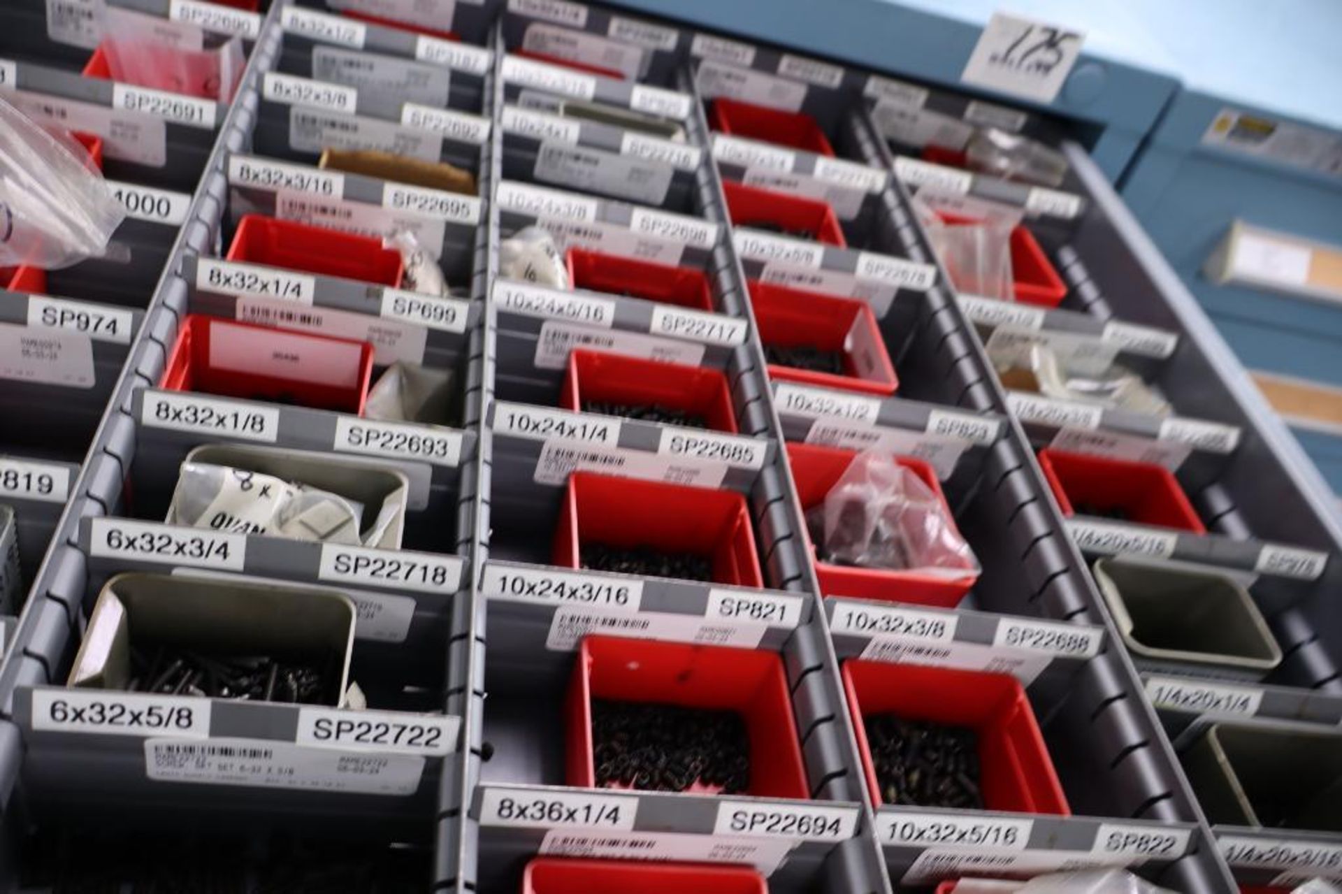 Contents of Cabinet to Include Specialty Fasteners - Image 3 of 8