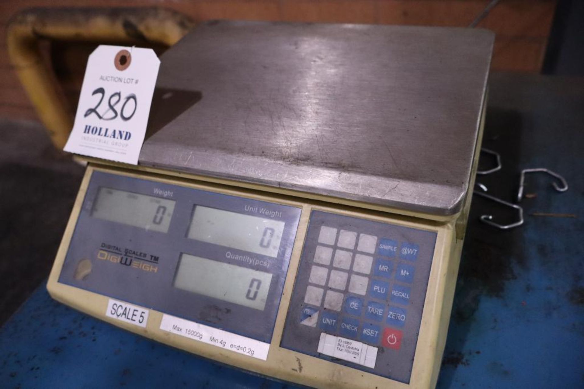 Digiweigh DWP-88CBHD Digital Readout S/N 1207036 with 5,000 Lb. Capacity 48" x 48" Floor Scale