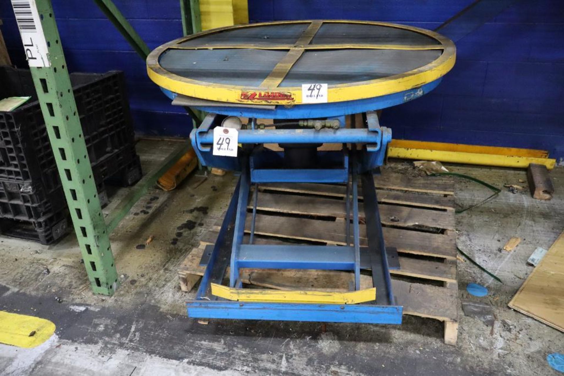 Bishamon EZ Loader Pneumatic Pallet Positioner, 4000 Lb. Capacity, 42" Carousel