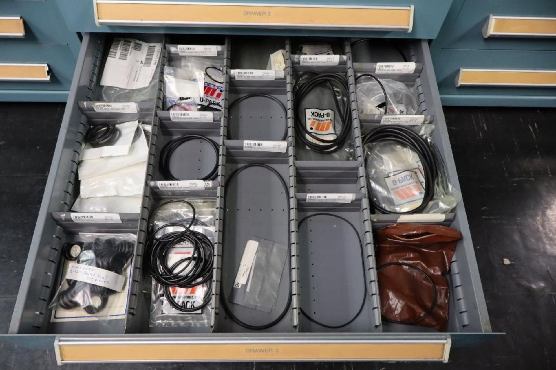 Contents of Cabinet to Include Nycoil Brass Fittings, Swageloc Fittings, O-Rings - Image 8 of 9