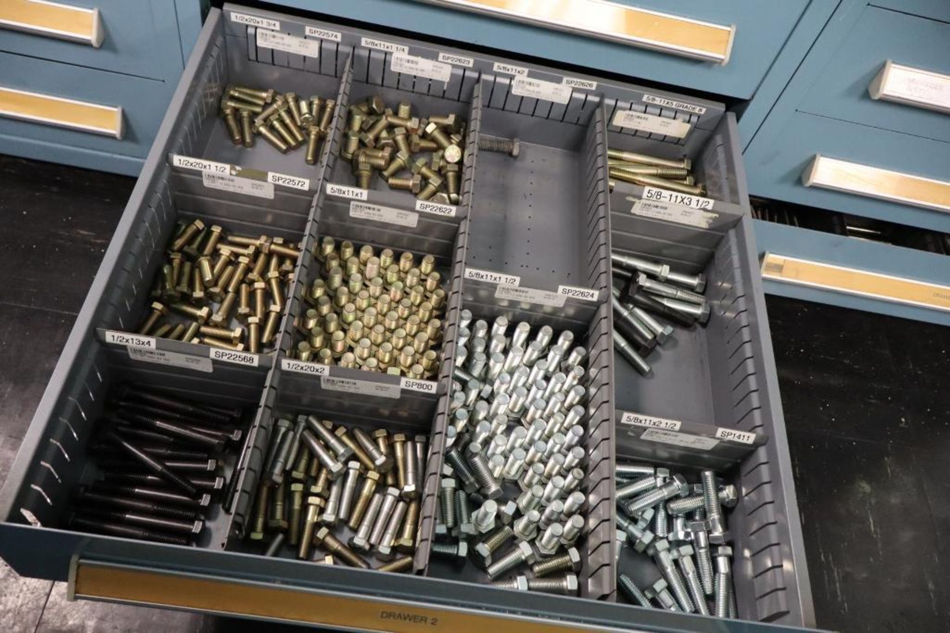 Contents of Cabinet to Include Assorted Fastner Hardware - Image 7 of 8