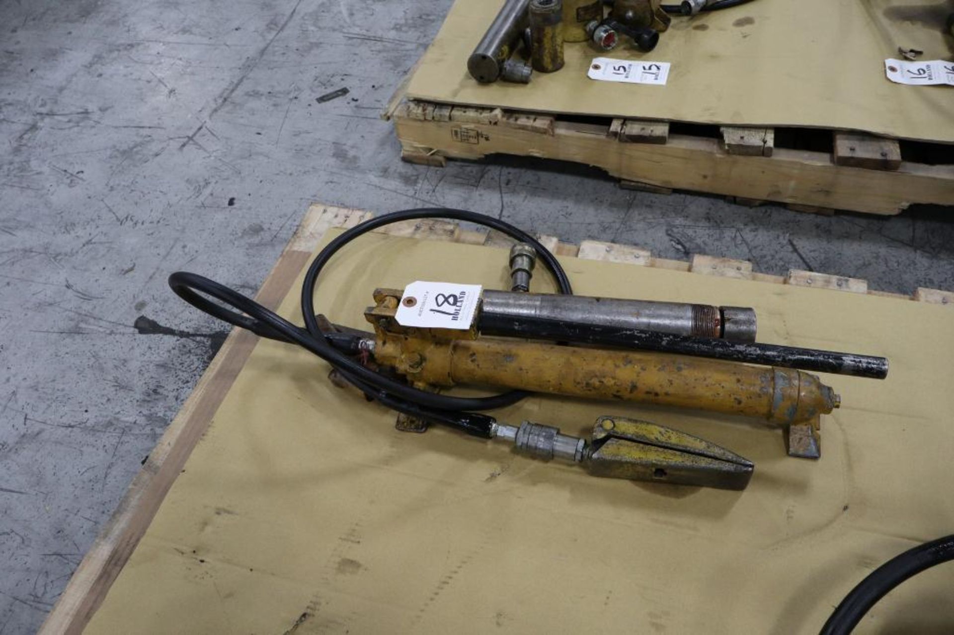 Enerpac 10-Ton Hydraulic Hand Pump with Spreader and (2) Rams - Image 2 of 2