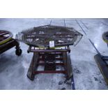 Southworth Spring Actuated Pallet Positioner, 4000 Lb. Capacity, 42" Diameter Carousel