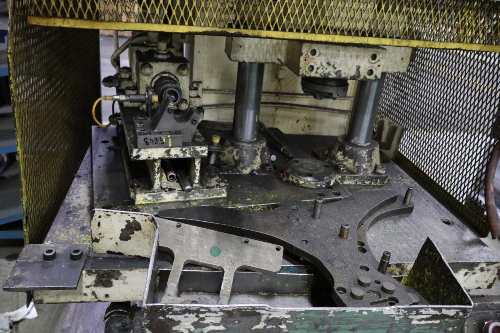 Hannifin GF-38A 38-Ton Gap Frame Press S/N 16979, 24" Stroke - Image 2 of 4