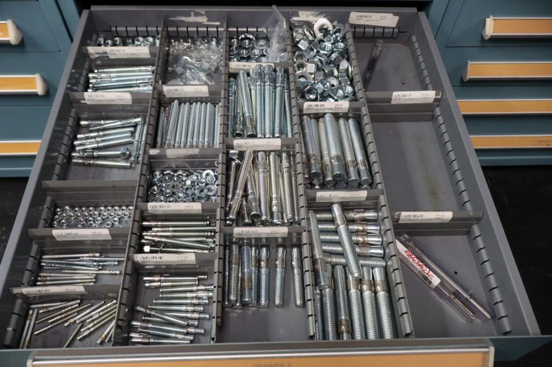 Contents of Cabinet to Include Parker Hydraulic Hose Fittings, Parcrimp 43 Series Fittings - Image 6 of 9