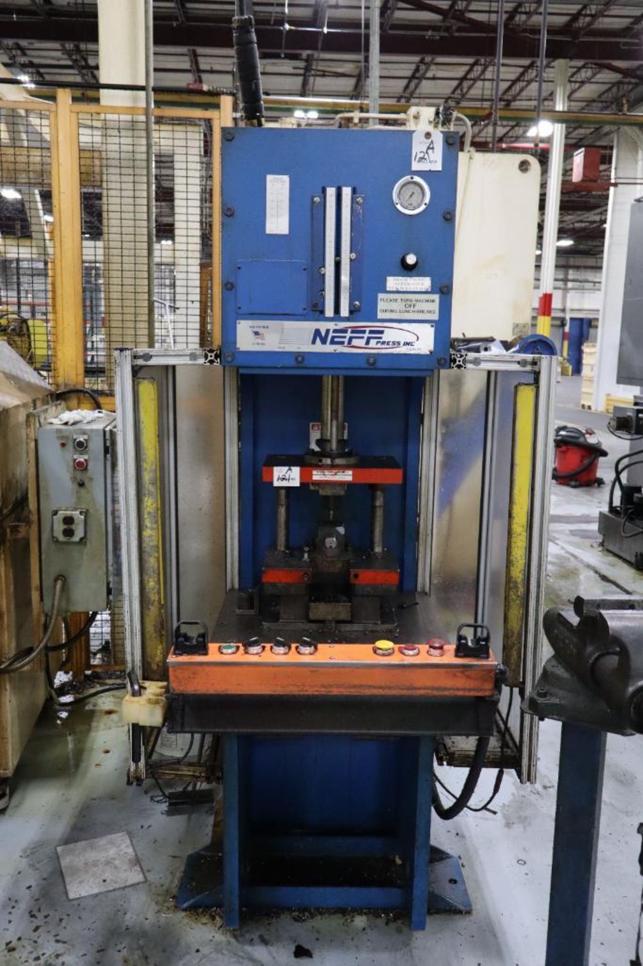 Neff 18.9 Ton C-Frame Hydraulic Press S/N 12162 - Image 2 of 3