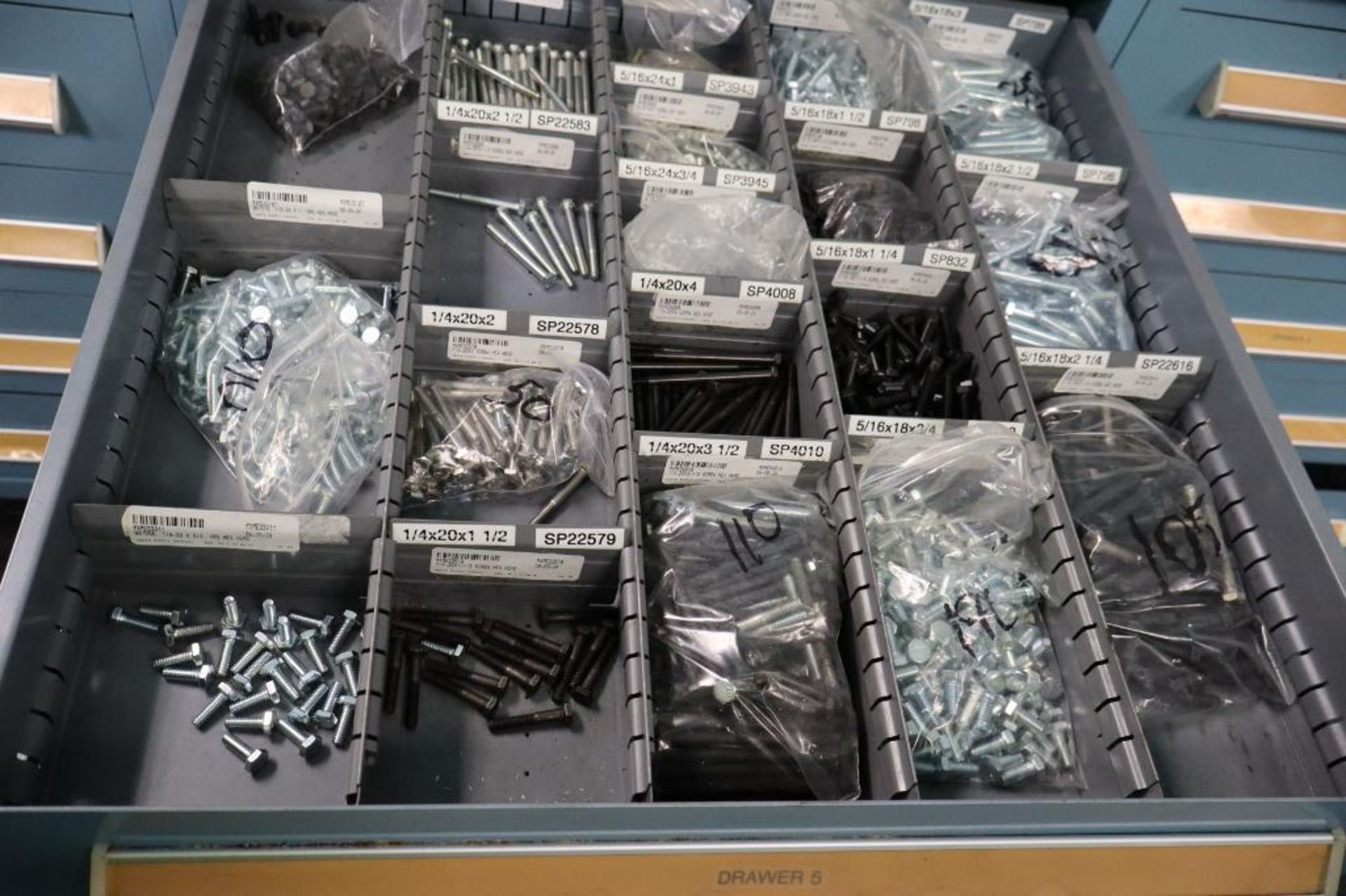 Contents of Cabinet to Include Assorted Fastner Hardware - Image 4 of 8