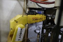 Fanuc D14SiA5 Robo Drill Type A04B S/N P144YC318 DOM 2014 with Teach Pendant and Control Cabinet