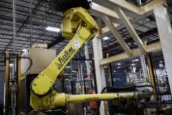 Fanuc M710ic Robot with Fanuc A05B Pendant Control and Gantry Frame, Fanuc Robot Control Cabinet