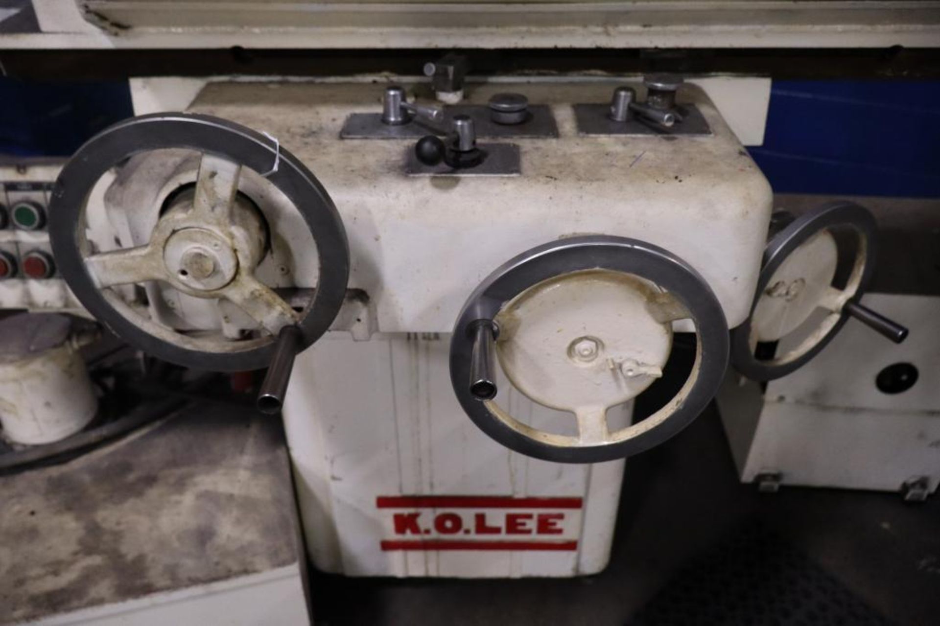KO Lee 8" x 18" Surface Grinder S/N 14513 - Image 3 of 4