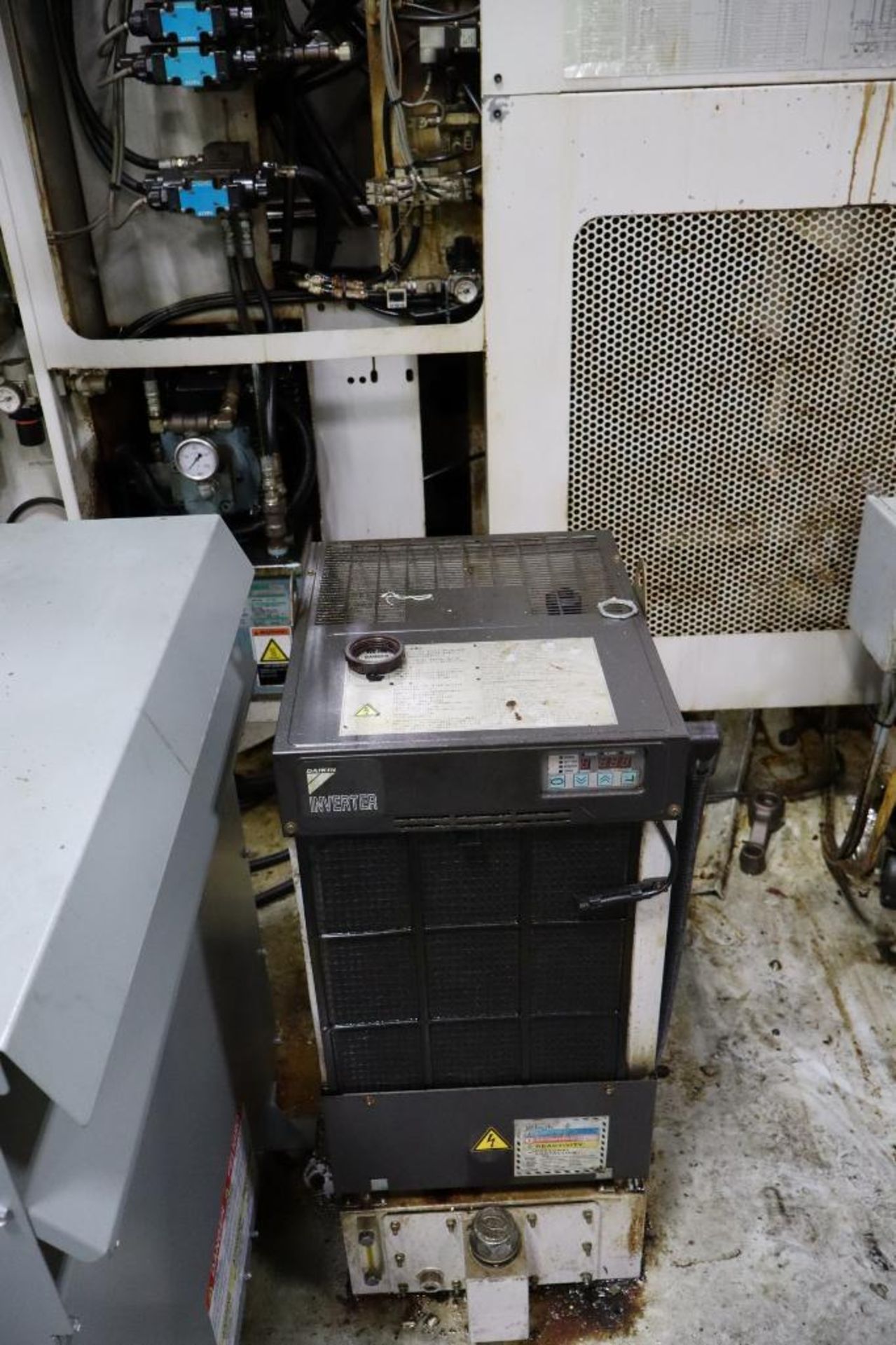 Kiwa KH-45 CNC Horizontal Milling Machine - Image 8 of 9