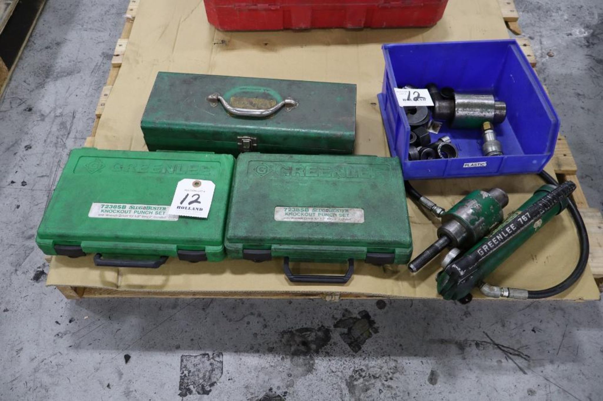 Greenlee 767 Hydraulic Pump with Assorted Slug buster Tooling