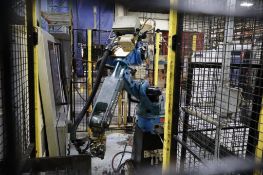 Yaskawa Motoman HP20D Robot S/N RH9G00-36 with Control Cabinet