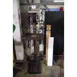 Delta 17-950L 17" Drill Press, 16" x 16" Slotted Table, 120V