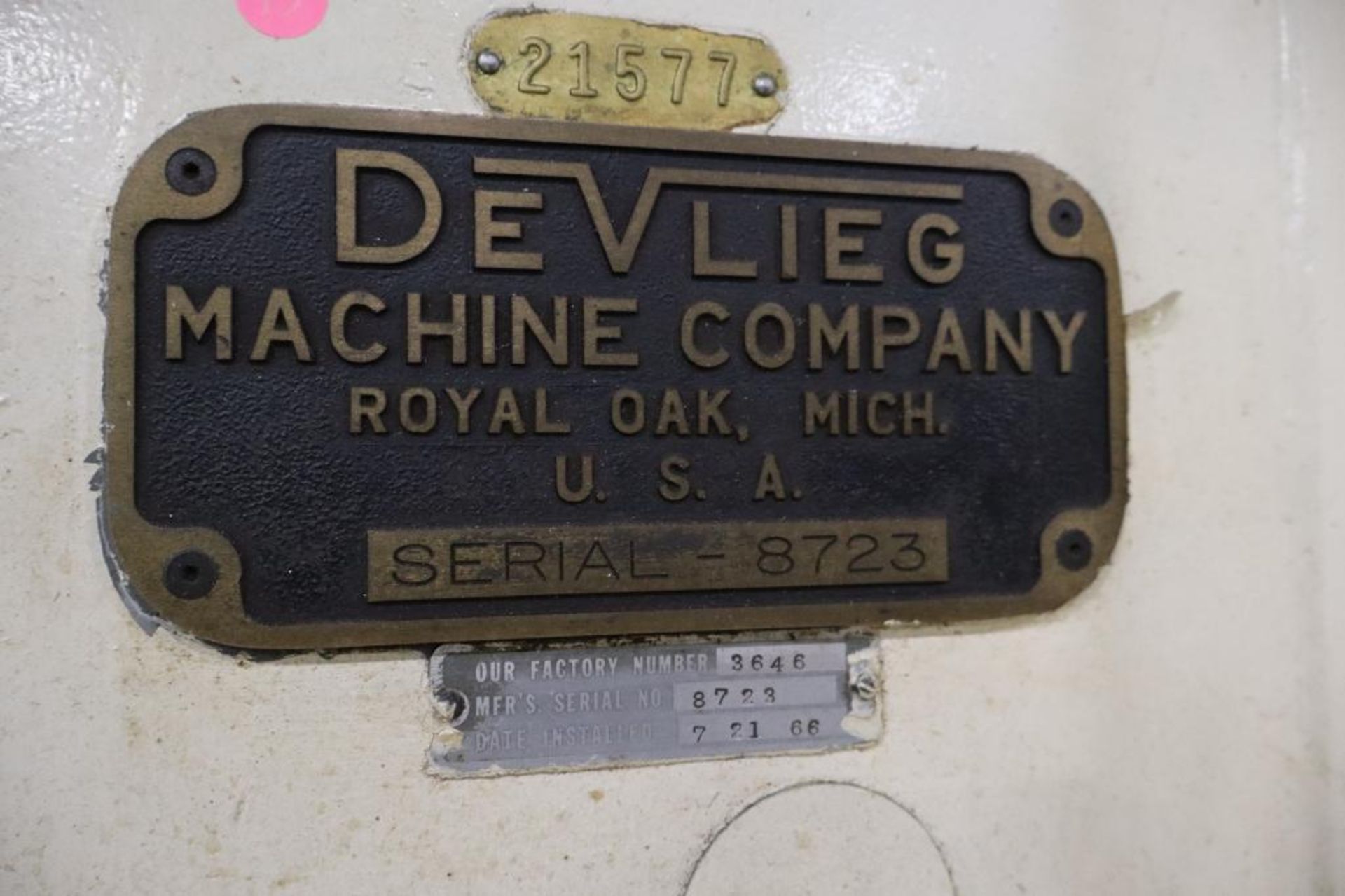 Devlieg 3H-48 Spiramatic Jig Mill S/N 8723 DOM 1966 - Image 2 of 6