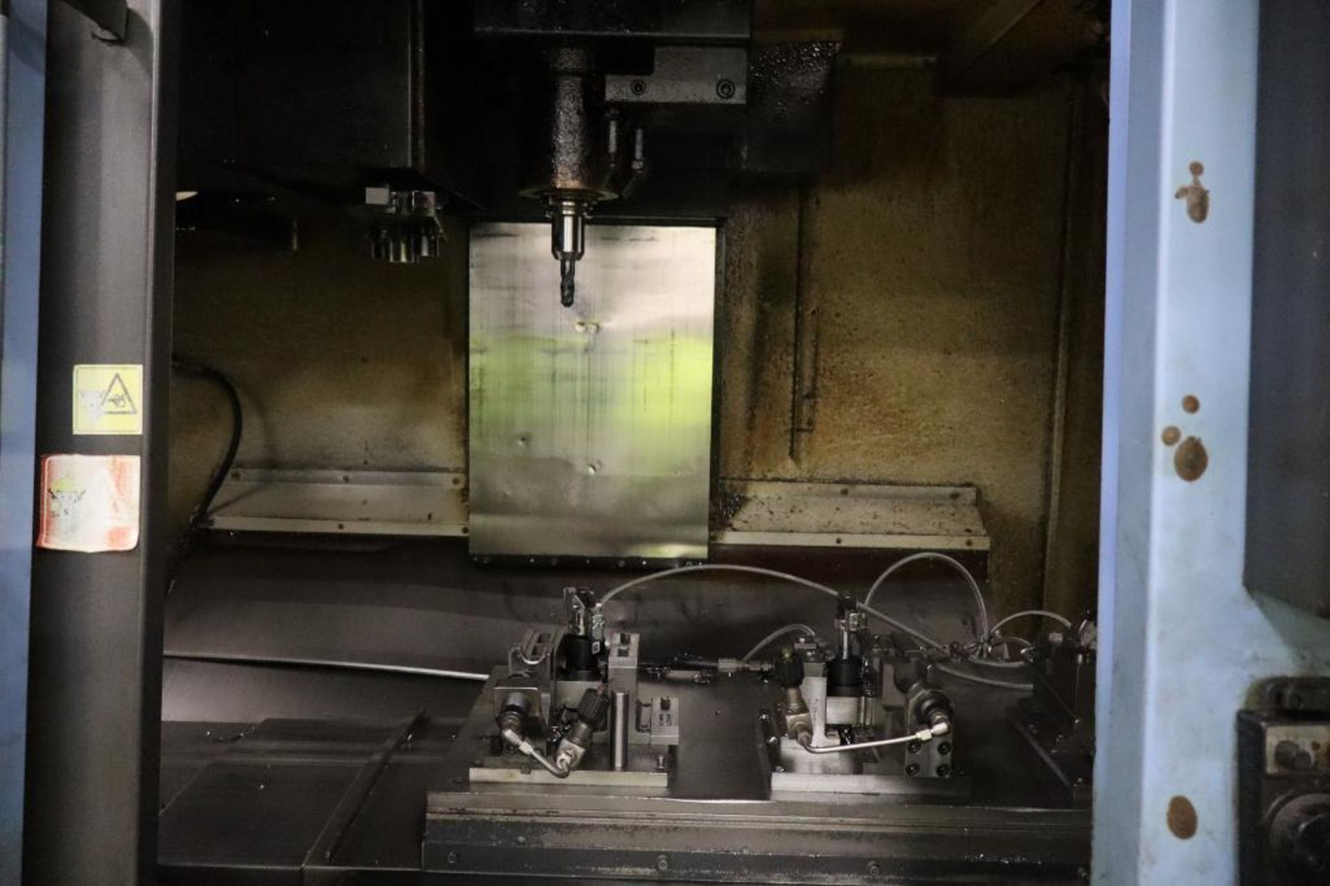 Doosan MV 3016L Vertical CNC Vertical Machining Center S/N NM4101156 - Image 3 of 6
