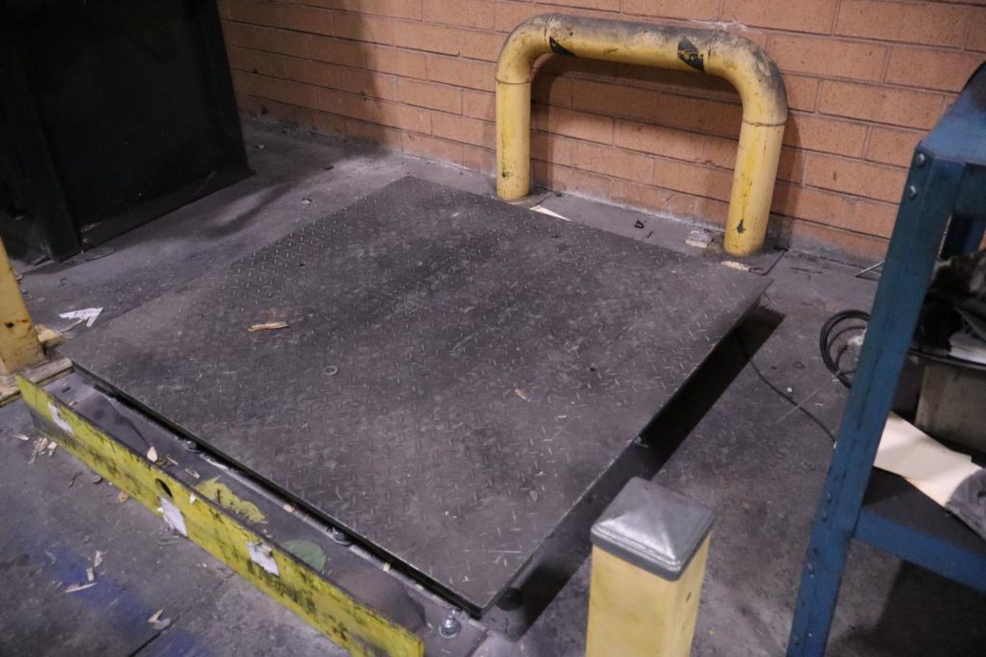 Digiweigh DWP-88CBHD Digital Readout S/N 1207036 with 5,000 Lb. Capacity 48" x 48" Floor Scale - Image 2 of 2