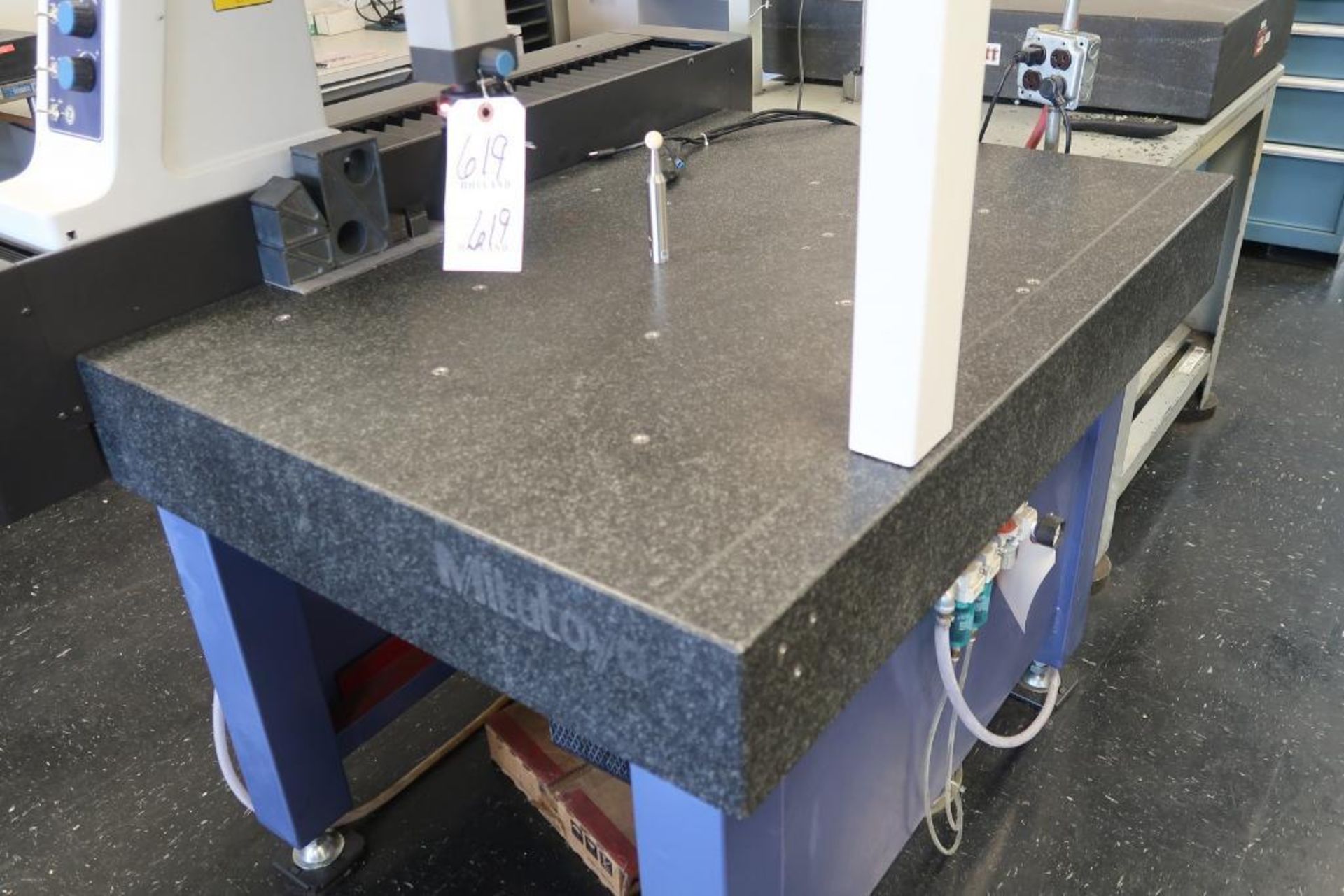 Mitutoyo Crysta-Plus M574 Coordinate Measuring Machine - Image 5 of 9