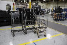 (4) Stairstep Ladders