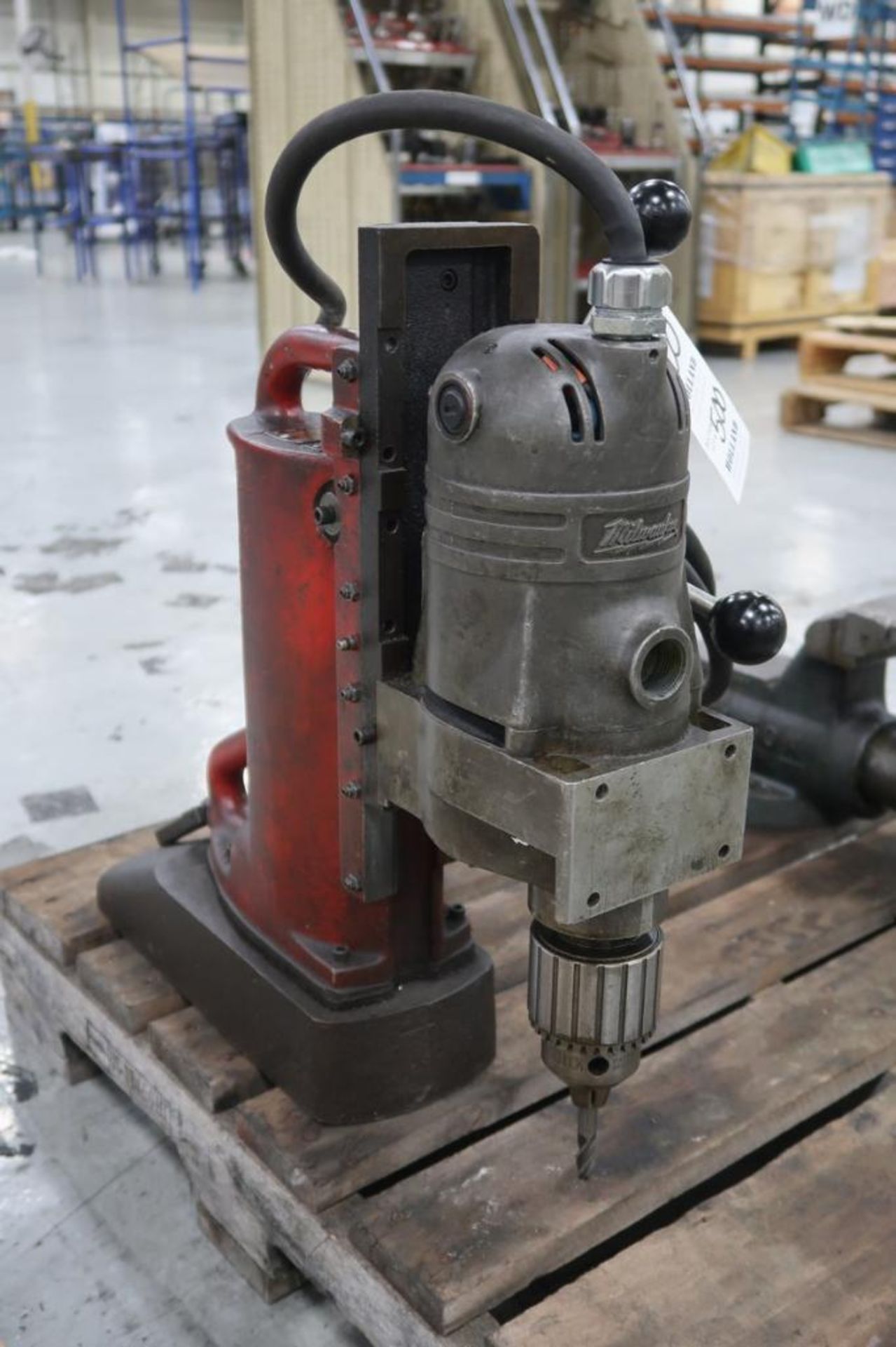 Milwaukee Cat No. 4231 Magnetic Base Drill - Image 2 of 6