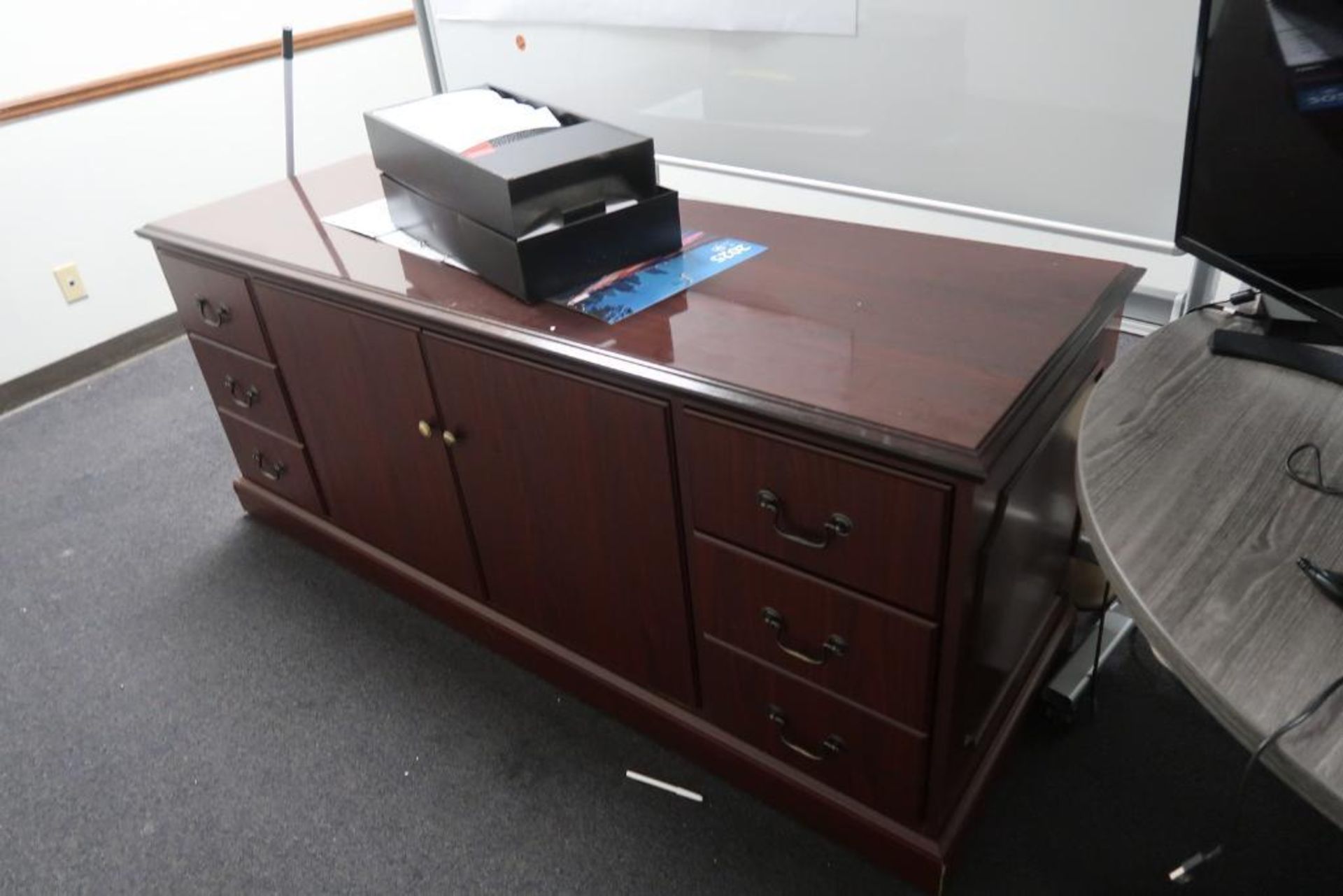 Cubical Area Furniture - Image 11 of 17