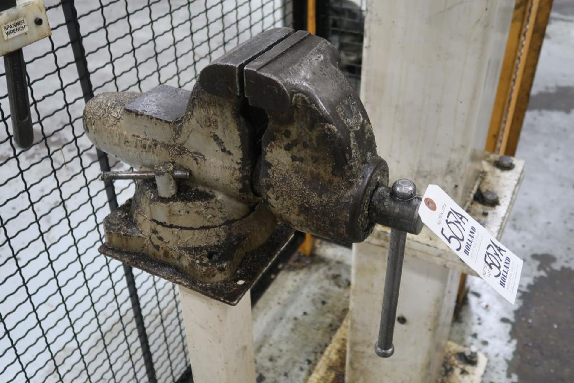 Wilton 450 4.5" Torpedo Bench Vise - Image 2 of 2