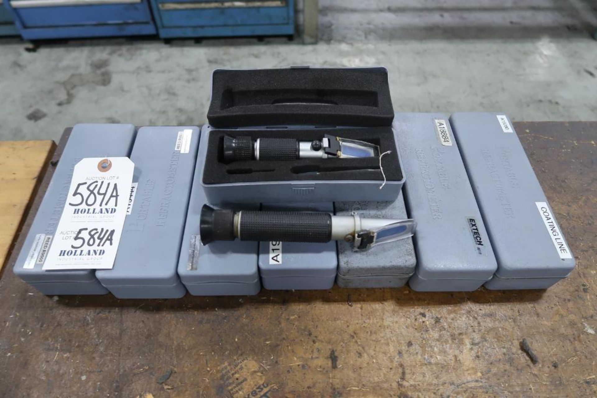 (9) Extech Portable Refractometers