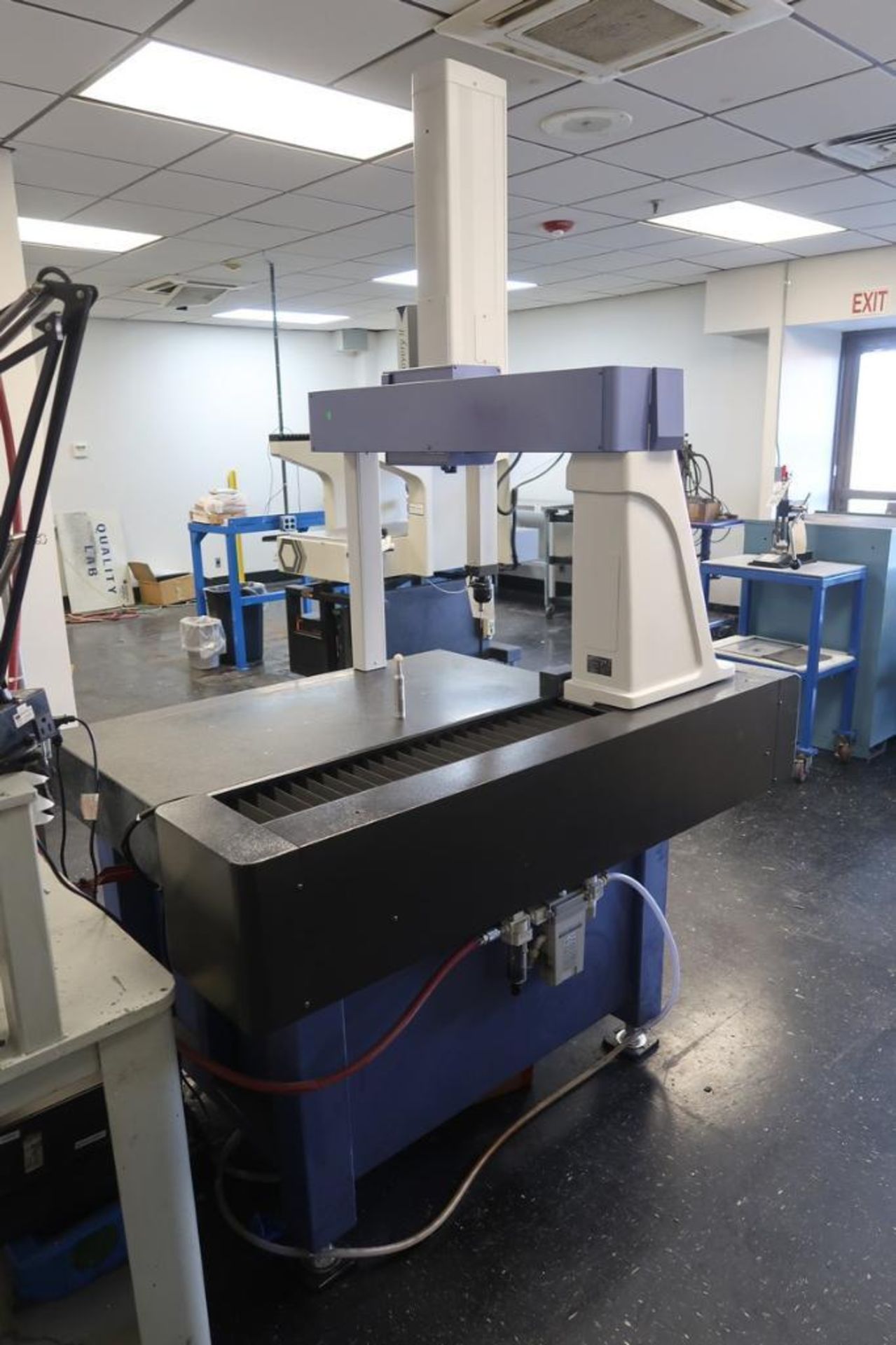 Mitutoyo Crysta-Plus M574 Coordinate Measuring Machine - Image 7 of 9