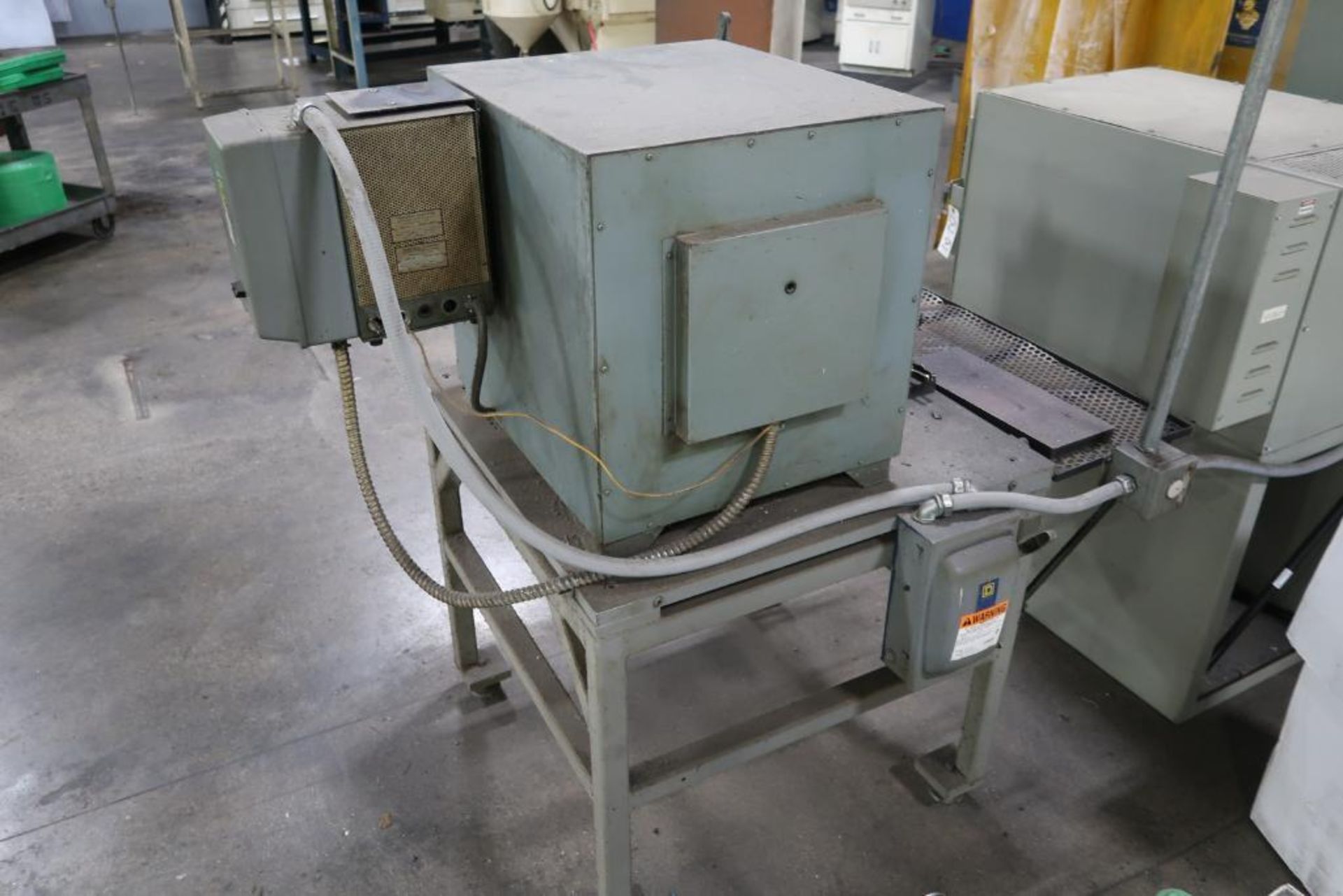 Thermolyne F-A1746-1 Electric Furnace - Image 8 of 9