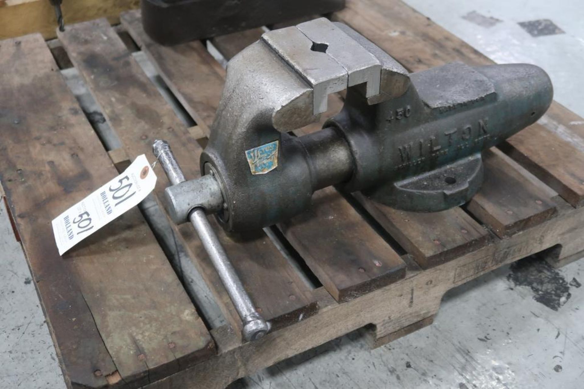 Wilton 450 4.5" Torpedo Bench Vise - Image 2 of 2