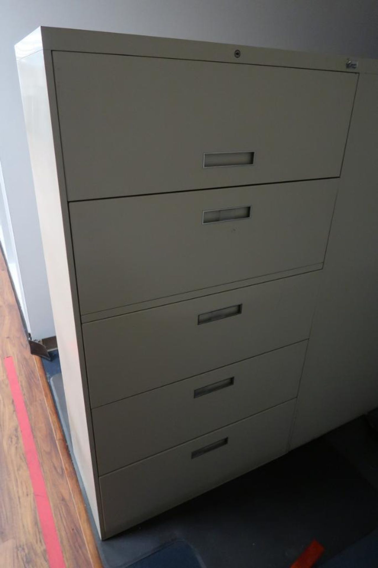 Cubical Area Furniture - Image 14 of 17