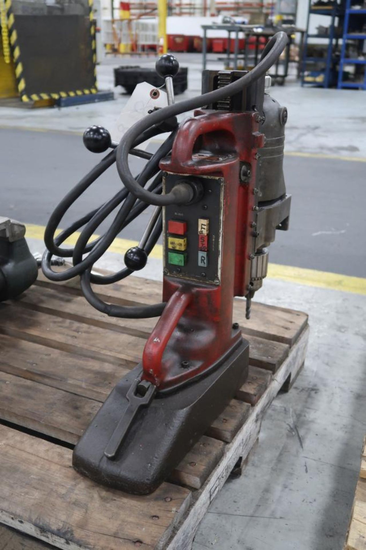 Milwaukee Cat No. 4231 Magnetic Base Drill - Image 3 of 6