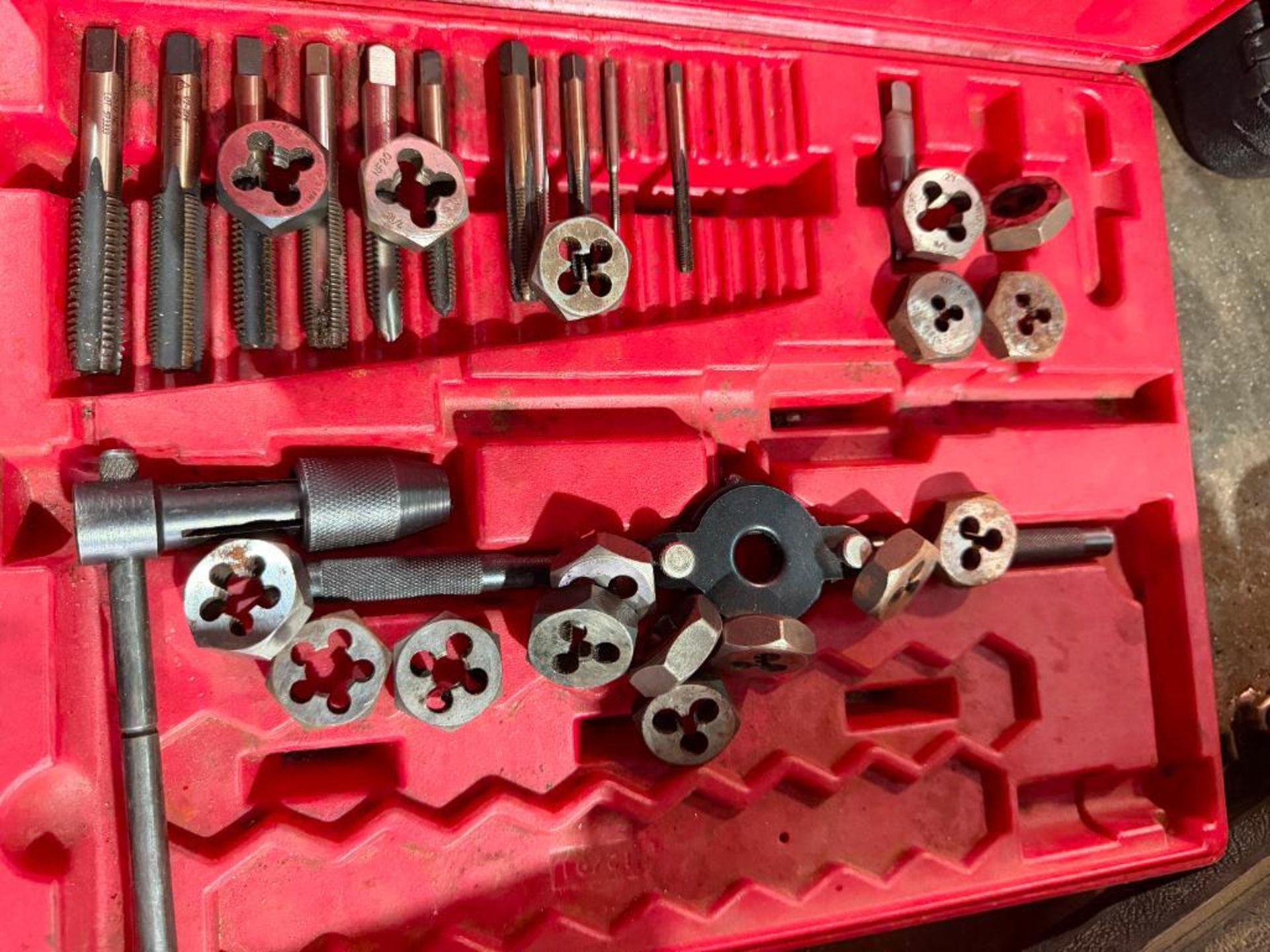 Row of Tools - Image 9 of 9