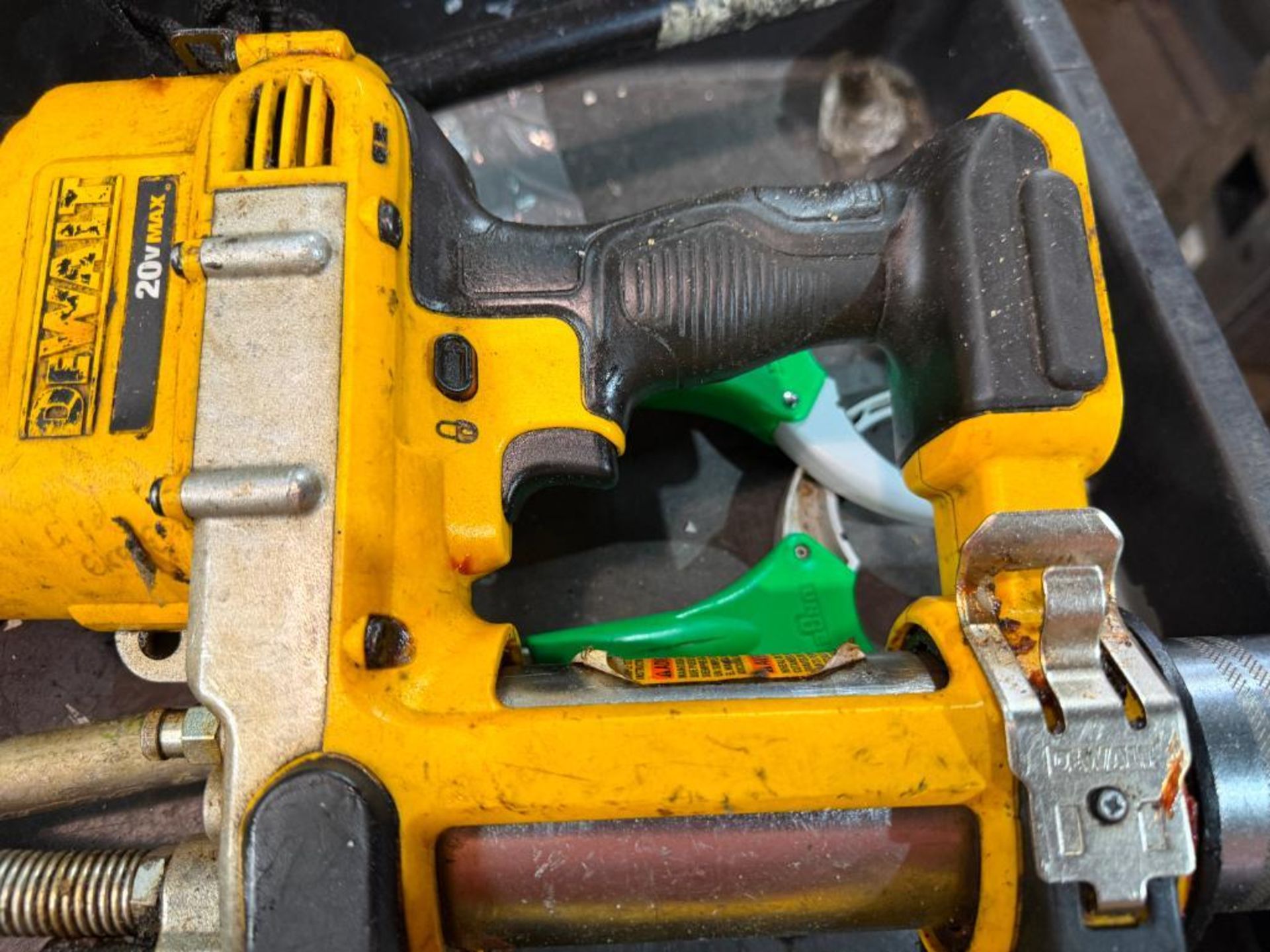Battery Tools - Image 2 of 11