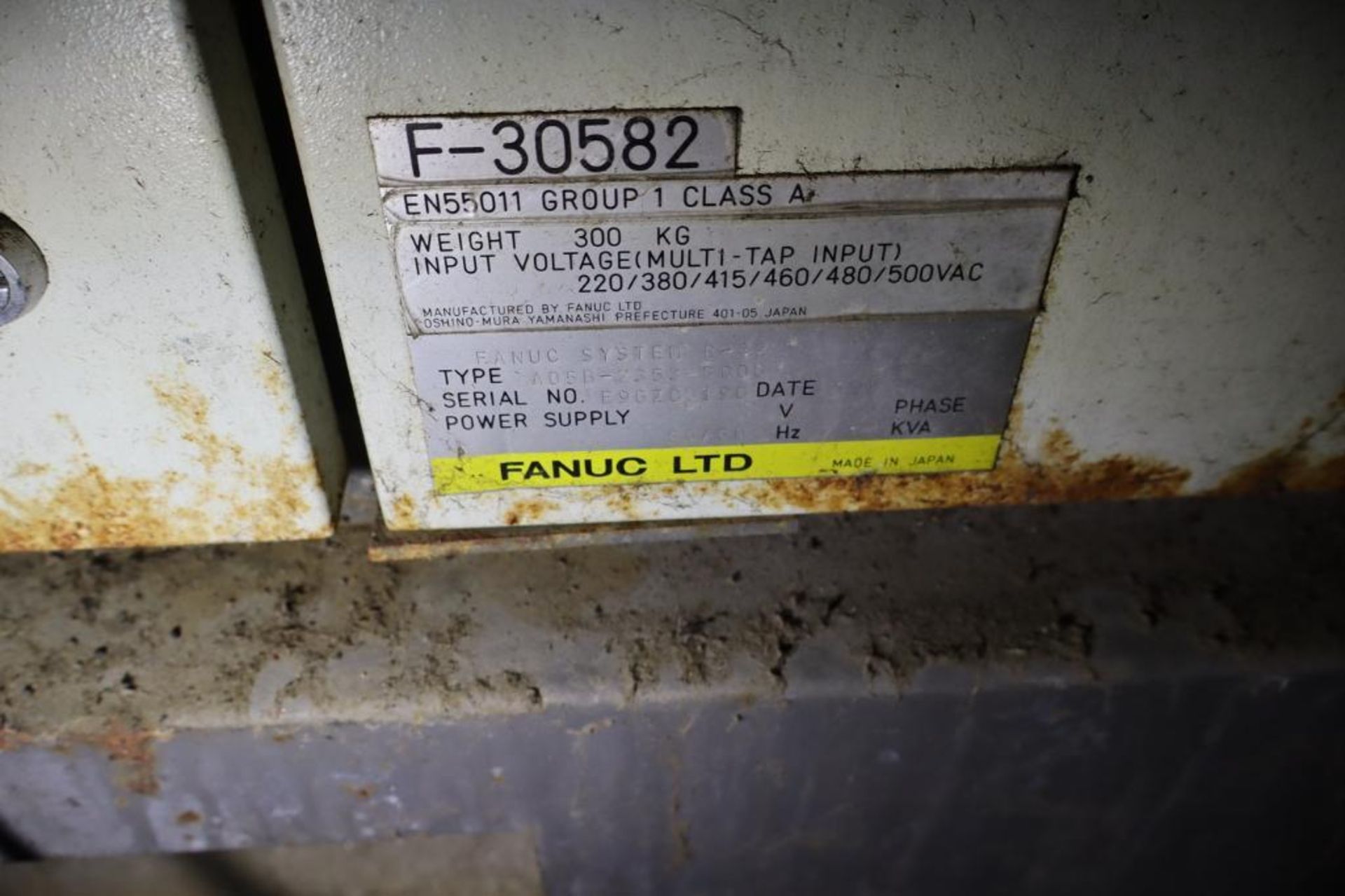Fanuc DYU 3000/2600 6-Axis Robotic Arm with Fanuc A05B Control Cabinet S/N E96Z00190 (In Crate) - Image 6 of 6