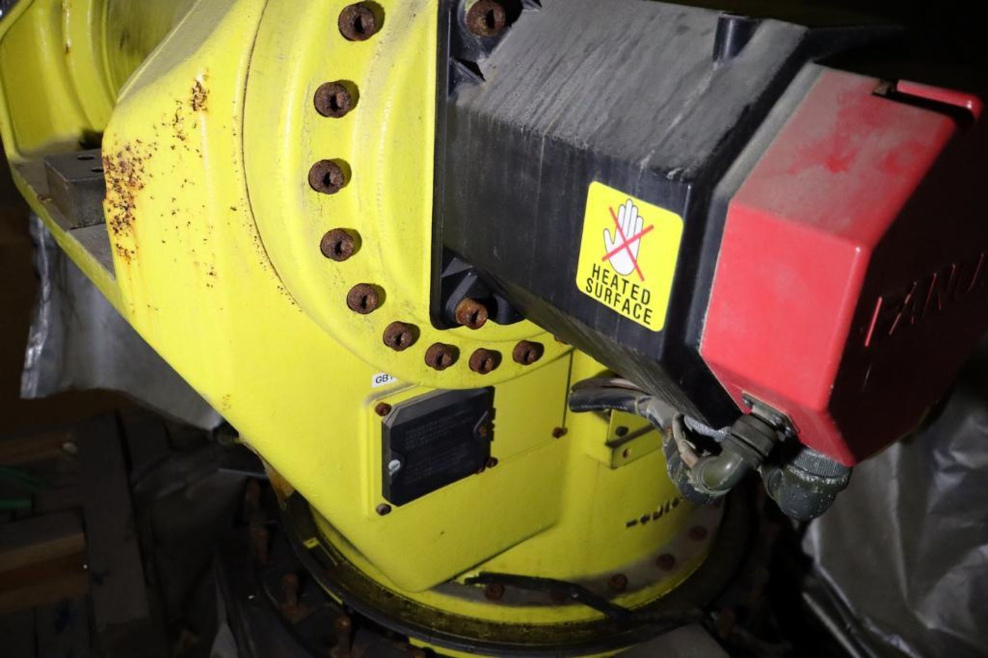 Fanuc DYU 3000/2600 6-Axis Robotic Arm with Fanuc A05B Control Cabinet S/N E96Z00007 (In Crate) - Image 2 of 8