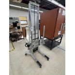 Alum-A-Lift Electric Lift, Roll Around Load Limit 150#, S/N#220222651