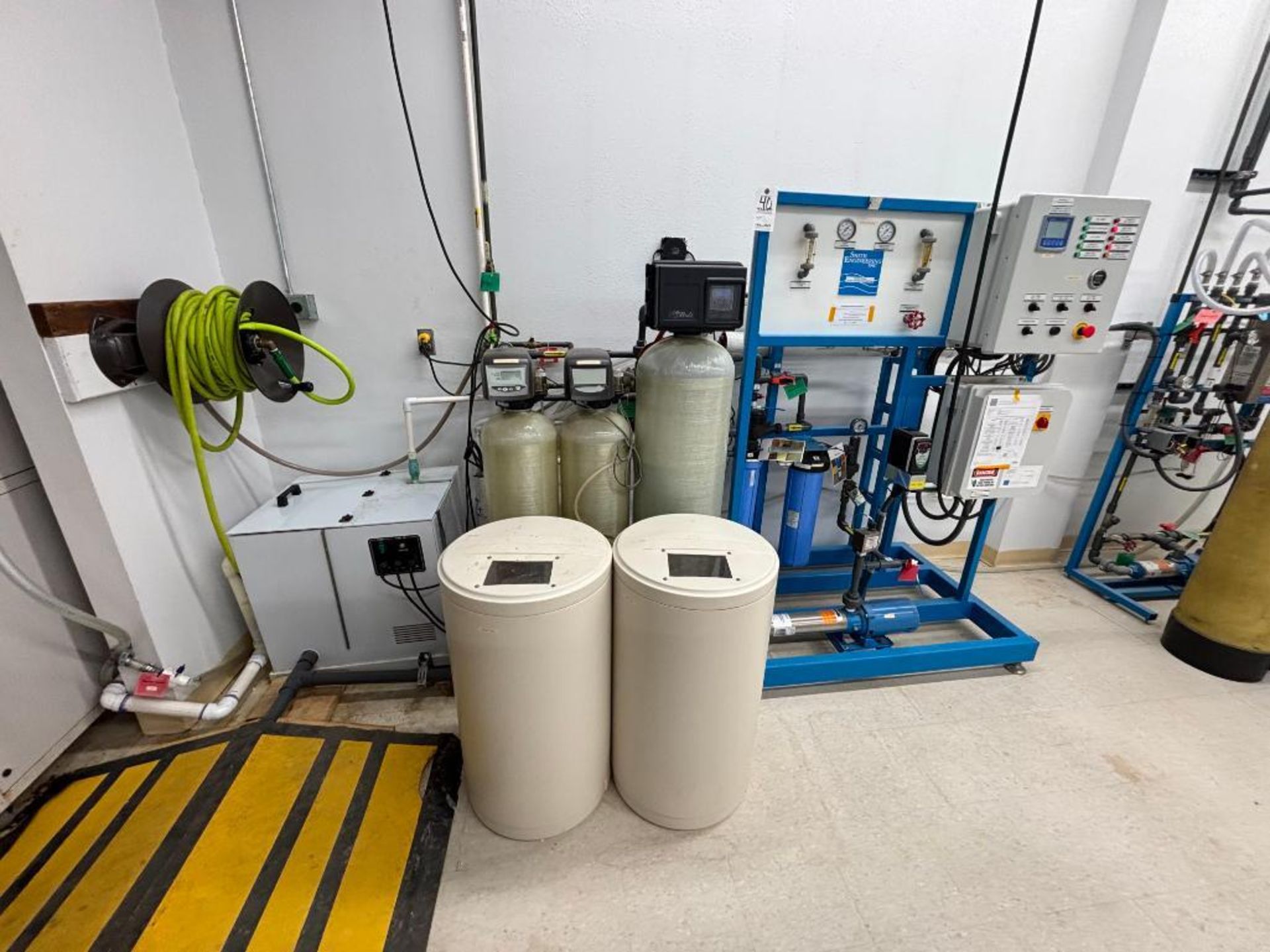Smith Engineering RO/DI Water System, 1 GPM RO/4 GPM DI, Ser# 0812-9114, Aquafine Unit Model SL-10A, - Image 2 of 14