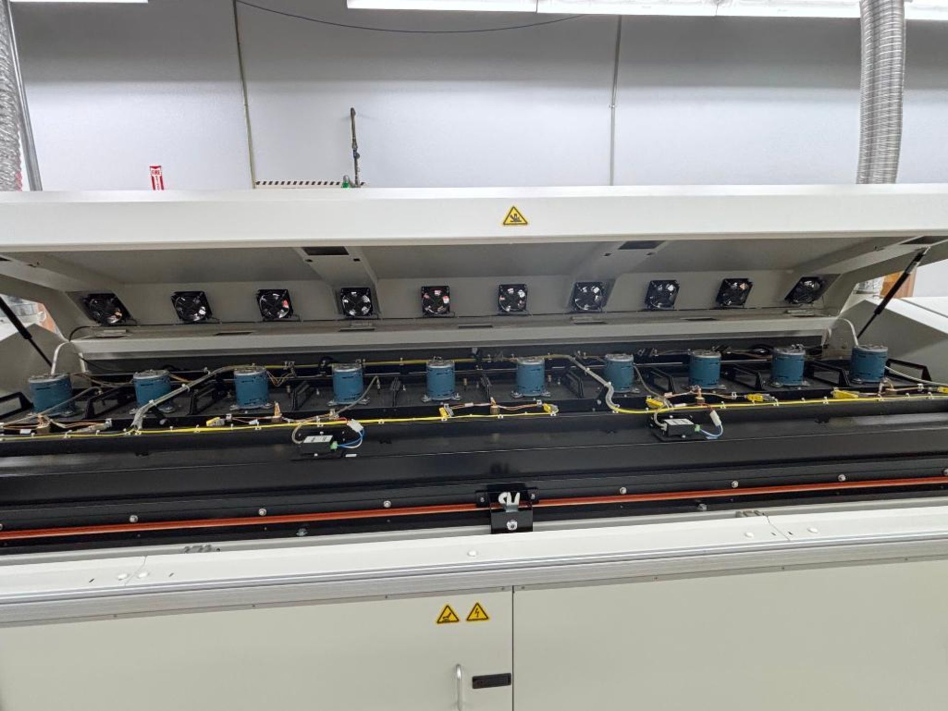 BTU International Pyramax 125A Reflow Oven, Ser#KMKN-1C, Year 12/18, 3 Phase, Max Temp 350 c - Image 4 of 14