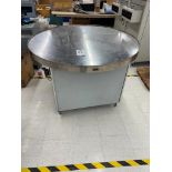 48" Carousel Model 817C Table