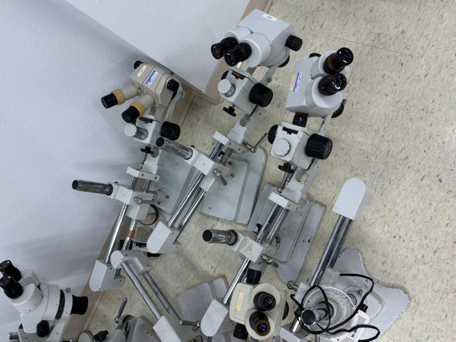 (8) Inspectin Scopes with Stands, (9) Inspection Scopes, No Stands, Some Eye Pieces Missing - Image 3 of 6