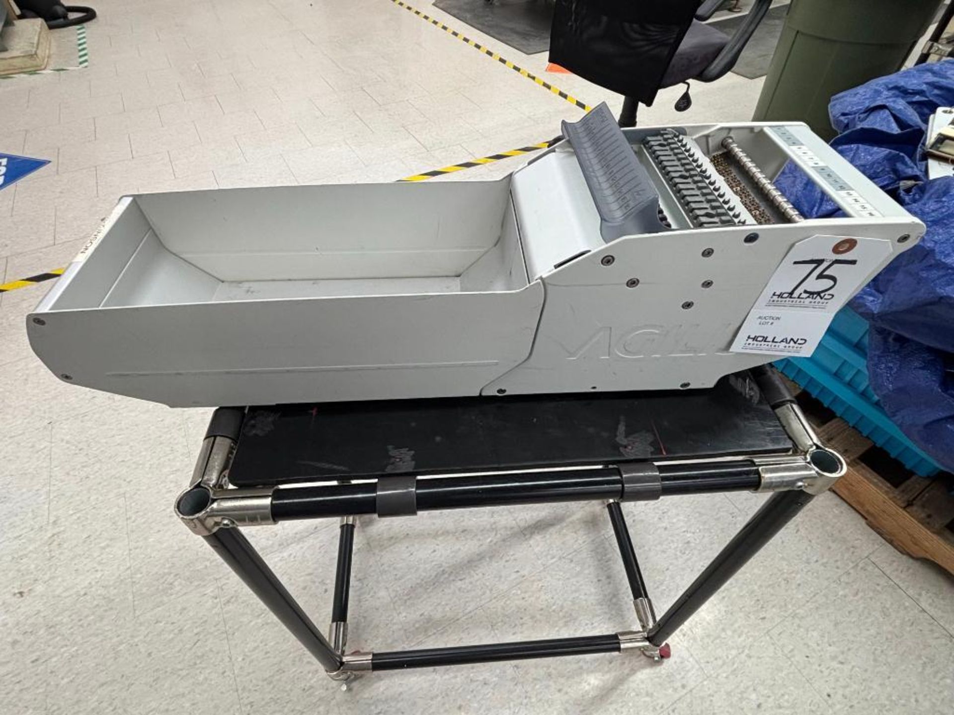 (1) Agilis LM8-8mm Feeder Magazine