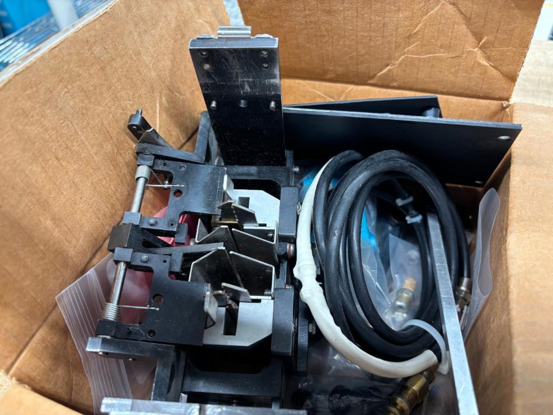 Manix Trimmer with Die, Misc Parts - Image 4 of 4
