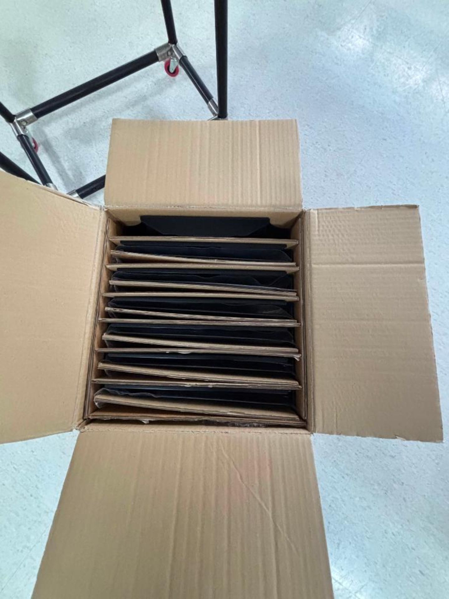 (2) Boxes of Spare Tower Trays, 32mm, 7 per Box, and (4) Boxes and quanity of loose units of 13" Pal - Image 3 of 7